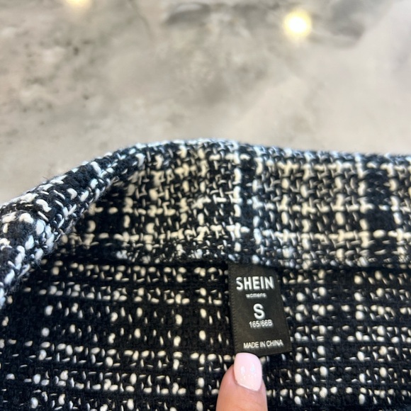 Mini woven skirt with fringe. Never worn. Thick but comfortable material. - Picture 4 of 4